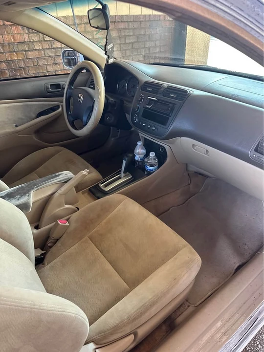 2003 Honda Civic 7th Gen - Image 6 of 9