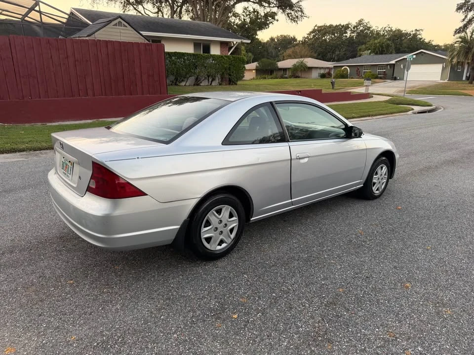 2003 Honda Civic 7th Gen - Image 4 of 12