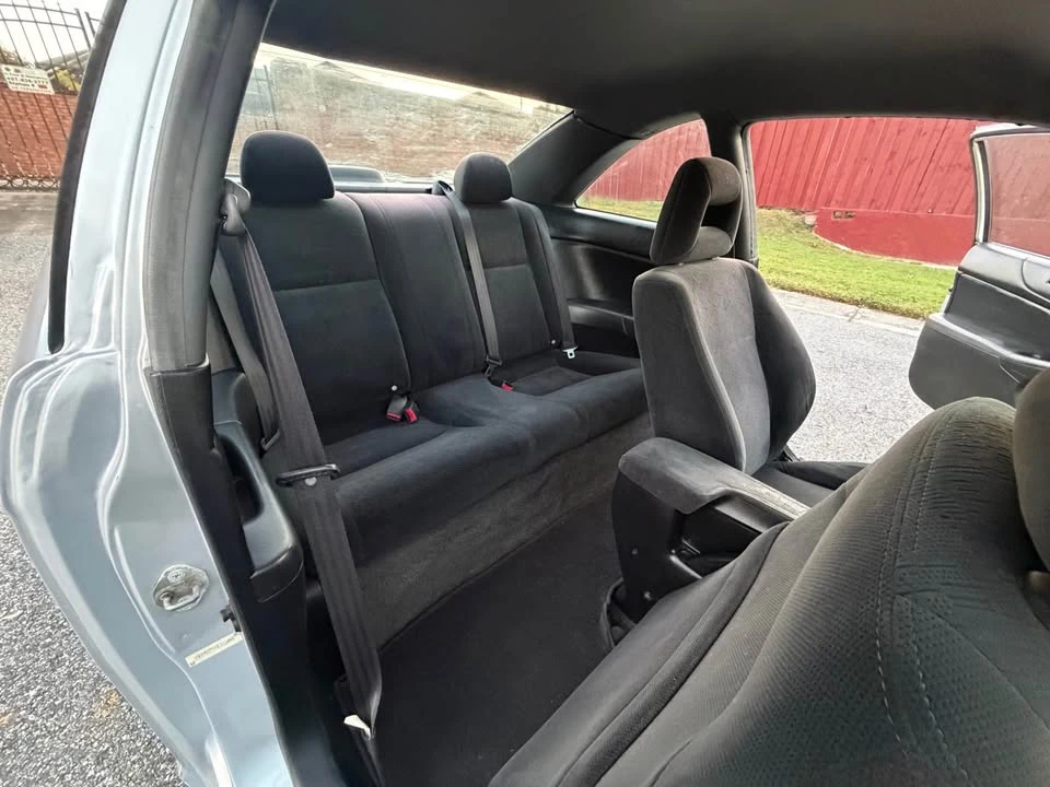 2003 Honda Civic 7th Gen - Image 8 of 12