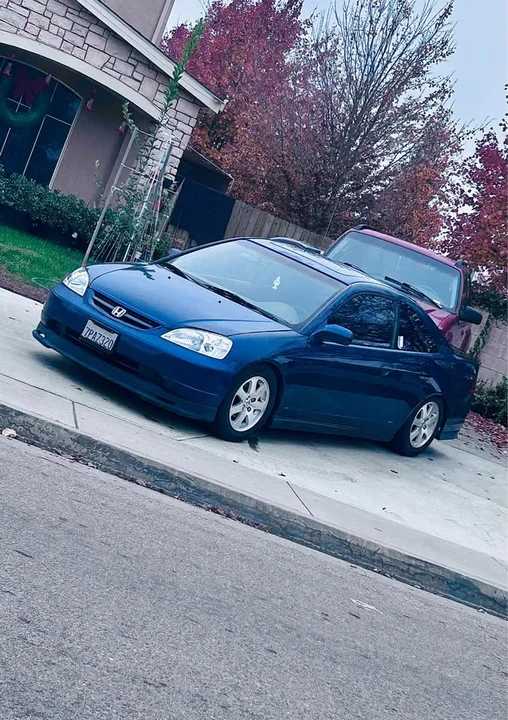 2003 Honda Civic 7th Gen - Image 2 of 6
