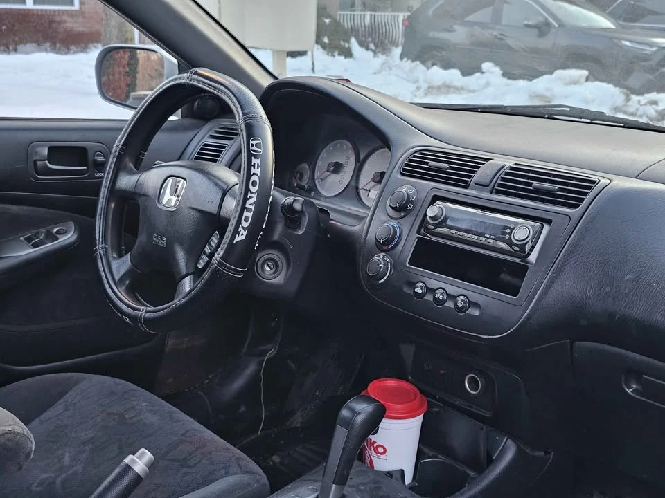 2003 Honda Civic 7th Gen - Image 13 of 17