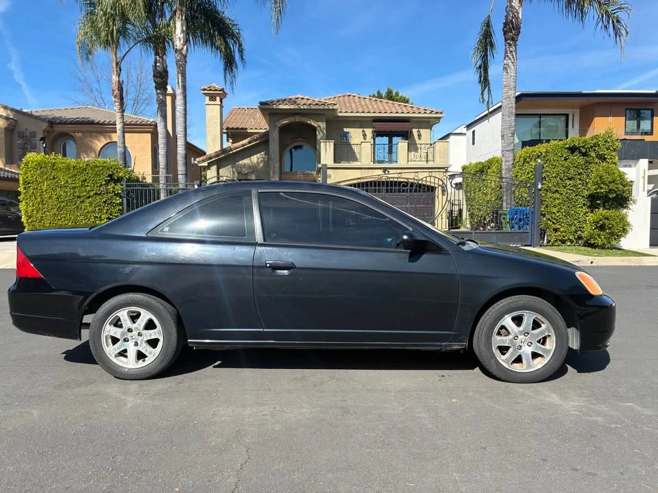 2003 Honda Civic 7th Gen - Image 2 of 7