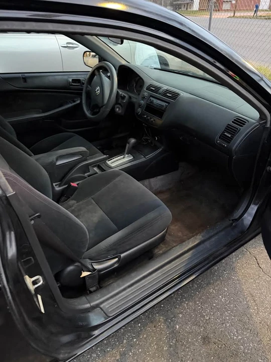 2003 Honda Civic 7th Gen - Image 3 of 7
