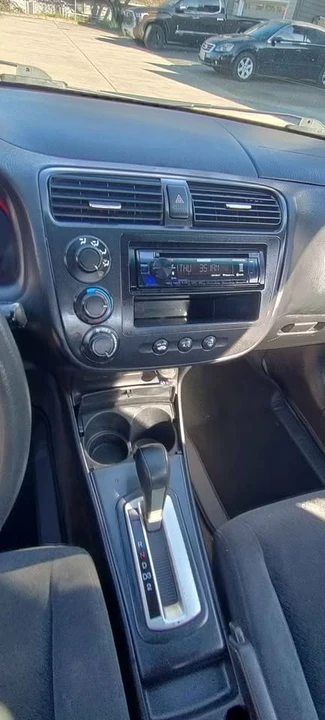 2003 Honda Civic 7th Gen - Image 9 of 13