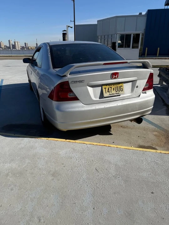 2003 Honda Civic 7th Gen - Image 2 of 4