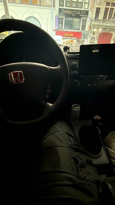 2003 Honda Civic 7th Gen - Image 4 of 4