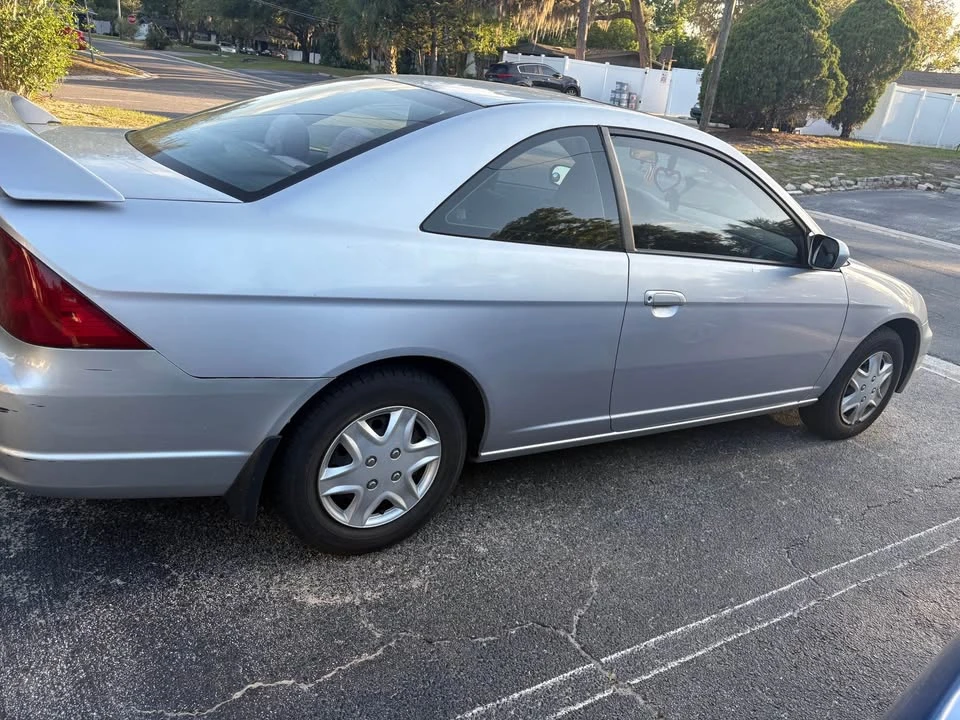 2003 Honda Civic 7th Gen - Image 2 of 6