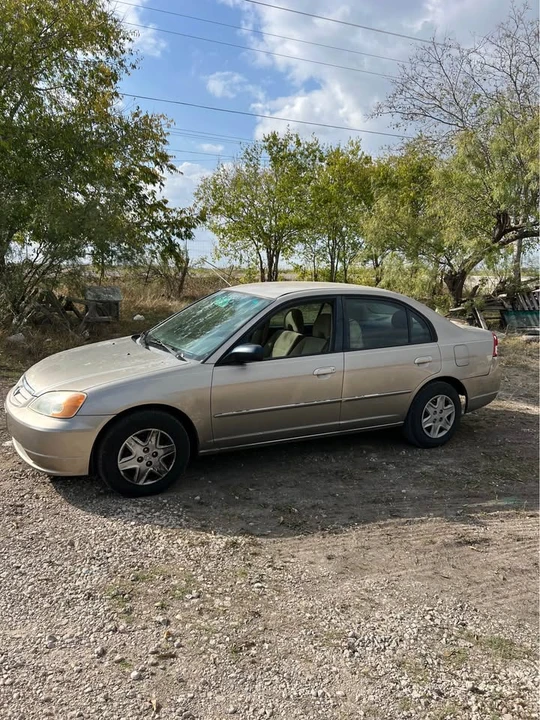 2003 Honda Civic 7th Gen - Image 4 of 10