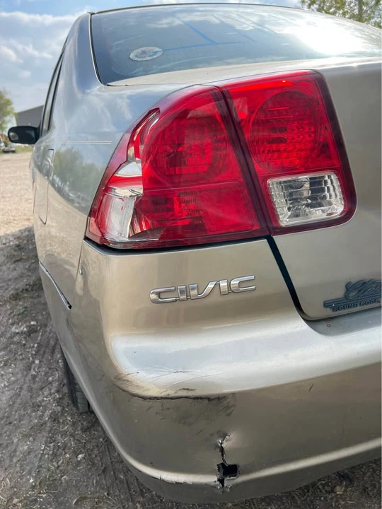 2003 Honda Civic 7th Gen - Image 5 of 10