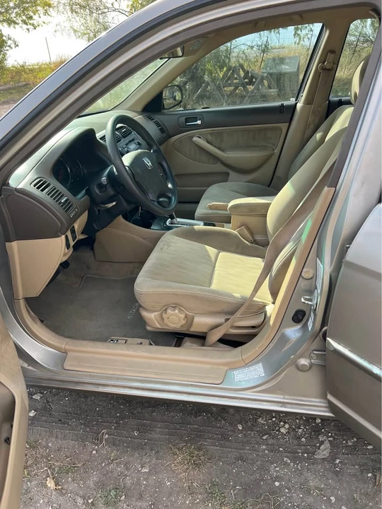 2003 Honda Civic 7th Gen - Image 6 of 10