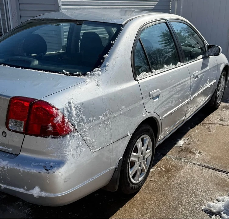 2003 Honda Civic 7th Gen - Image 9 of 13