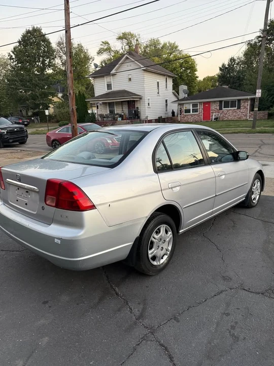 2003 Honda Civic 7th Gen - Image 5 of 15