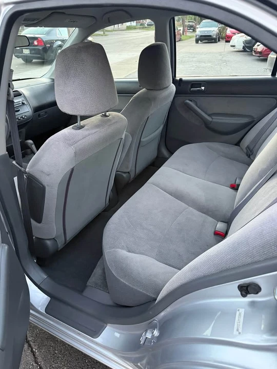 2003 Honda Civic 7th Gen - Image 10 of 15