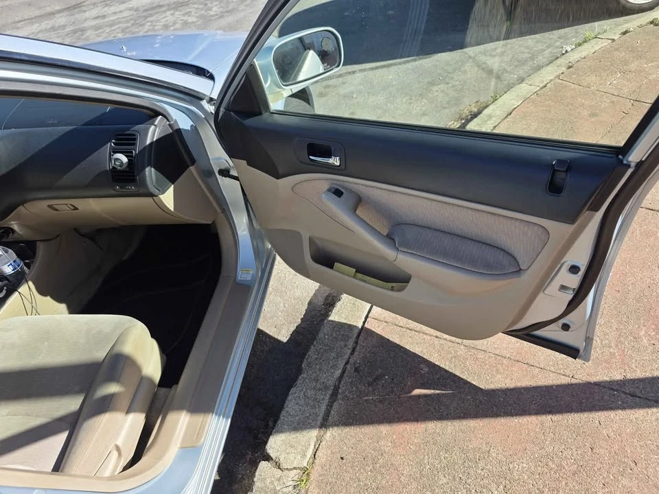 2003 Honda Civic 7th Gen - Image 8 of 11