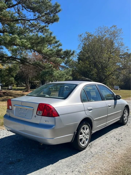 2003 Honda Civic 7th Gen - Image 3 of 8