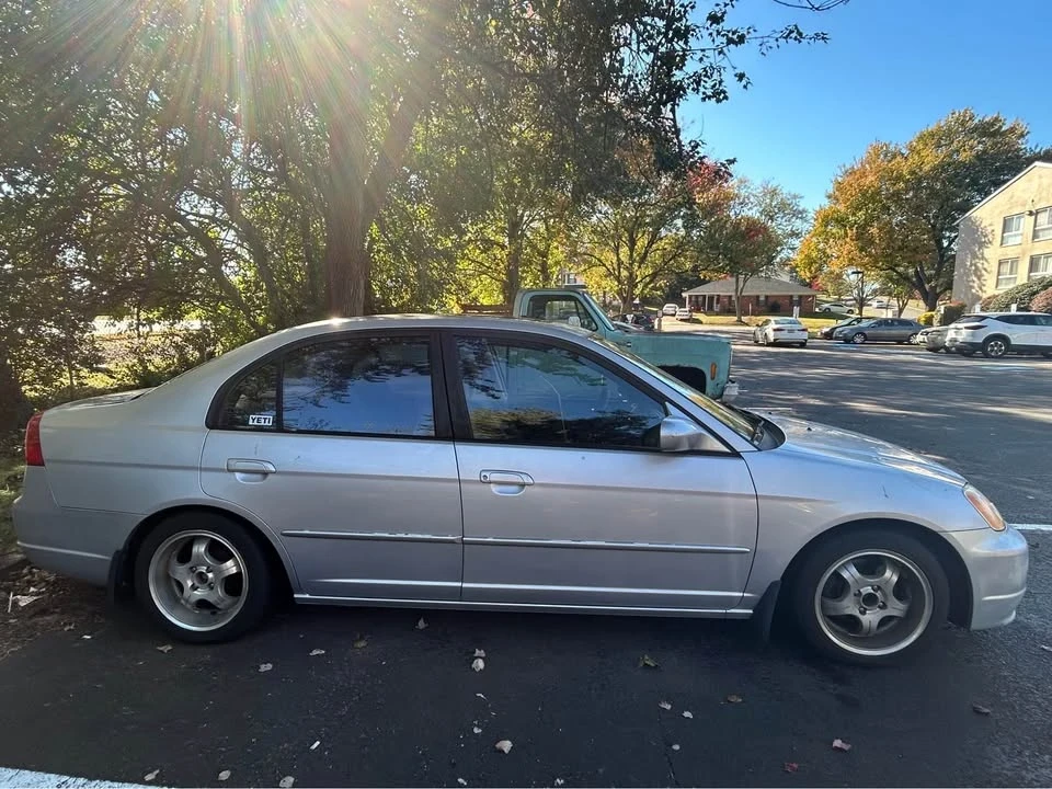 2003 Honda Civic 7th Gen - Image 3 of 8