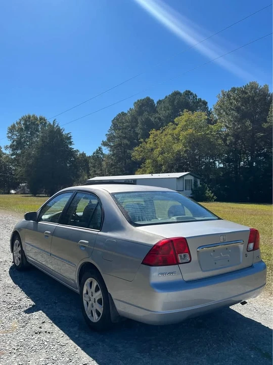 2003 Honda Civic 7th Gen - Image 4 of 8