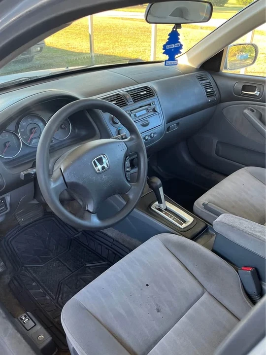 2003 Honda Civic 7th Gen - Image 5 of 8
