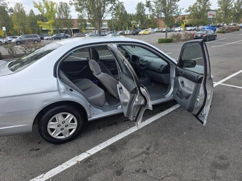 2003 Honda Civic 7th Gen - Image 2 of 7