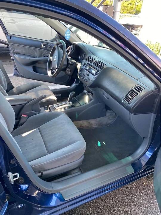 2003 Honda Civic 7th Gen - Image 2 of 3