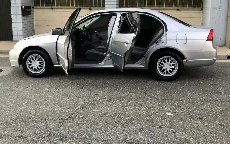 2003 Honda Civic 7th Gen - Image 4 of 7