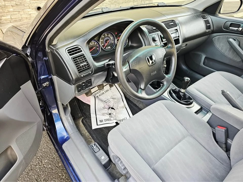 2003 Honda Civic 7th Gen - Image 9 of 15