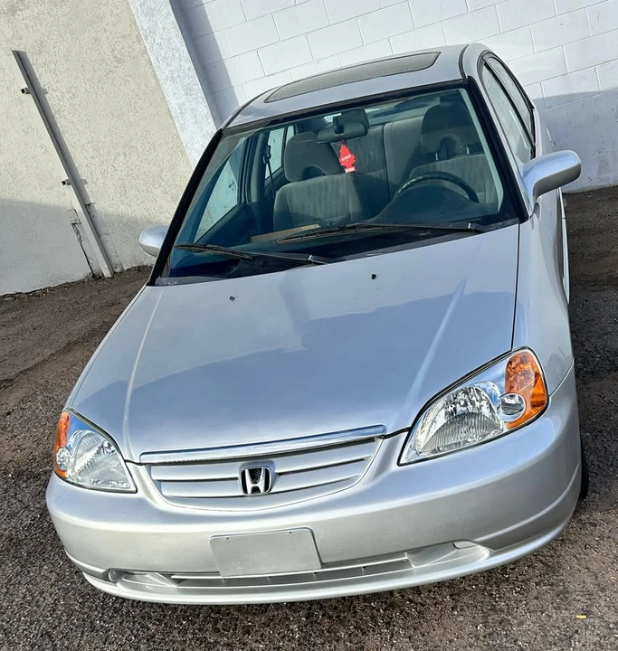 2003 Honda Civic 7th Gen - Image 2 of 7