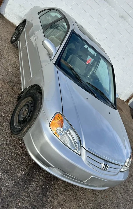 2003 Honda Civic 7th Gen - Image 3 of 7