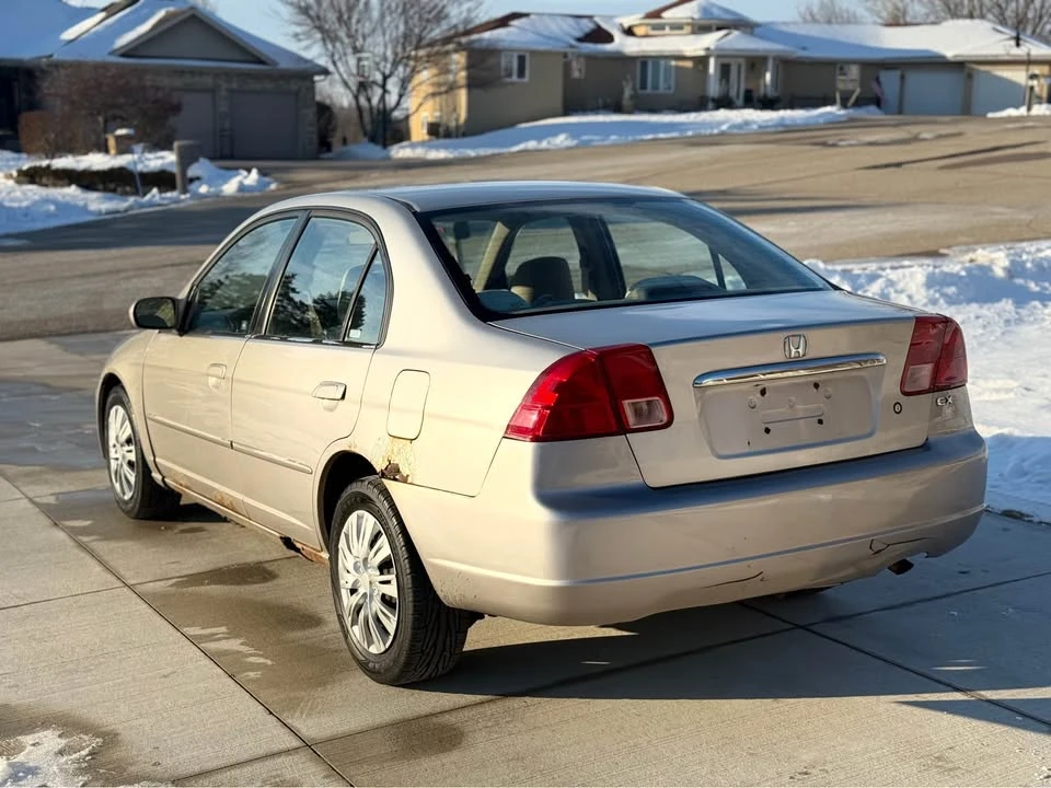2003 Honda Civic 7th Gen - Image 7 of 11