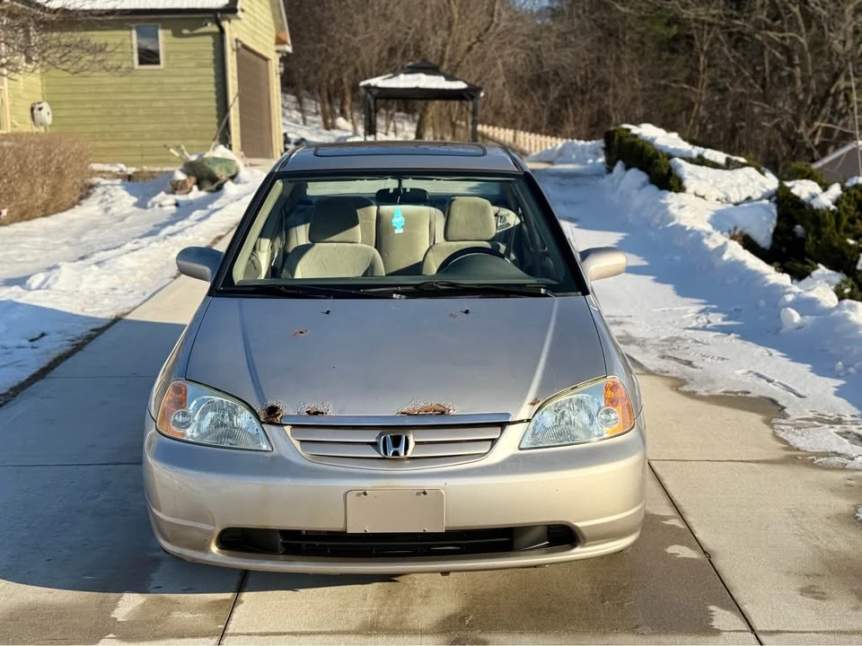 2003 Honda Civic 7th Gen - Image 2 of 11
