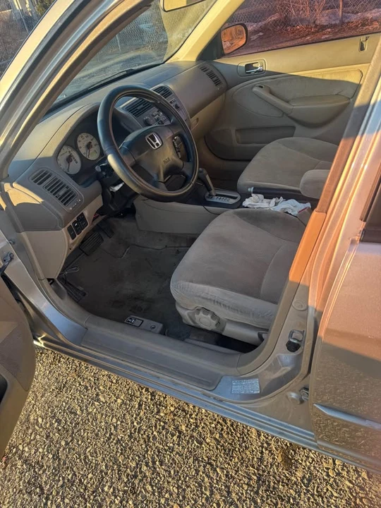 2003 Honda Civic 7th Gen - Image 5 of 8