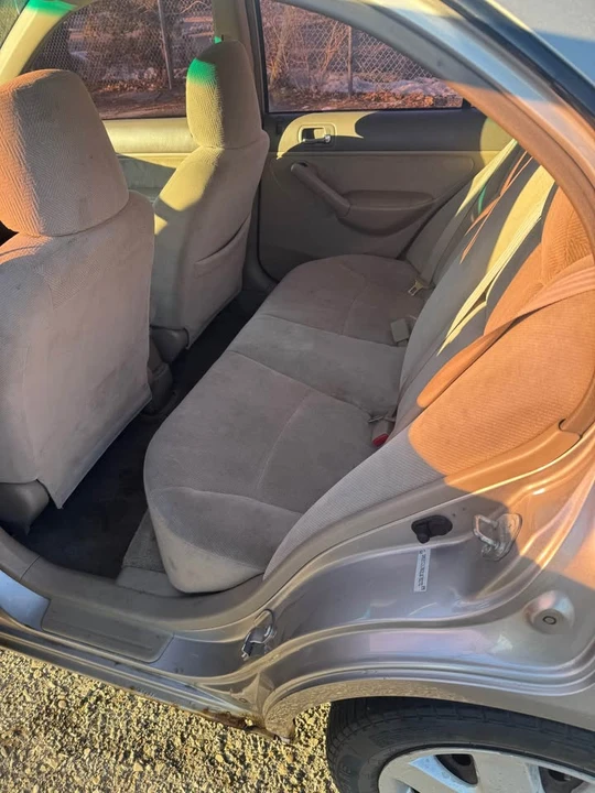 2003 Honda Civic 7th Gen - Image 8 of 8