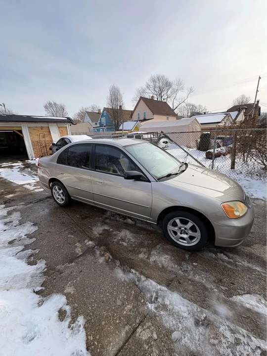 2003 Honda Civic 7th Gen - Image 2 of 15