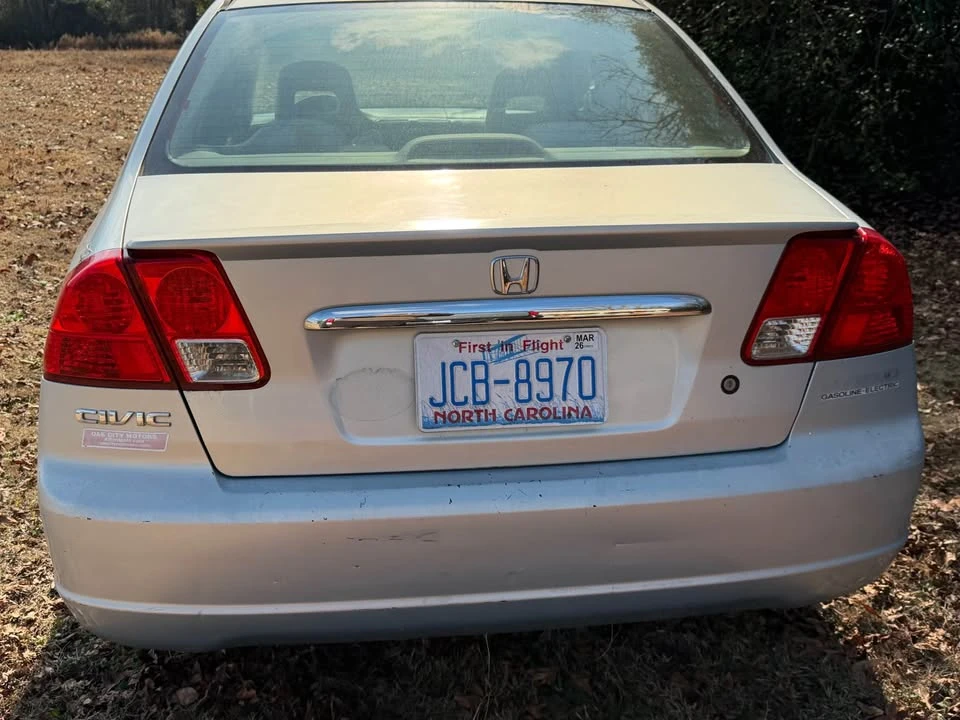 2003 Honda Civic 7th Gen - Image 6 of 11