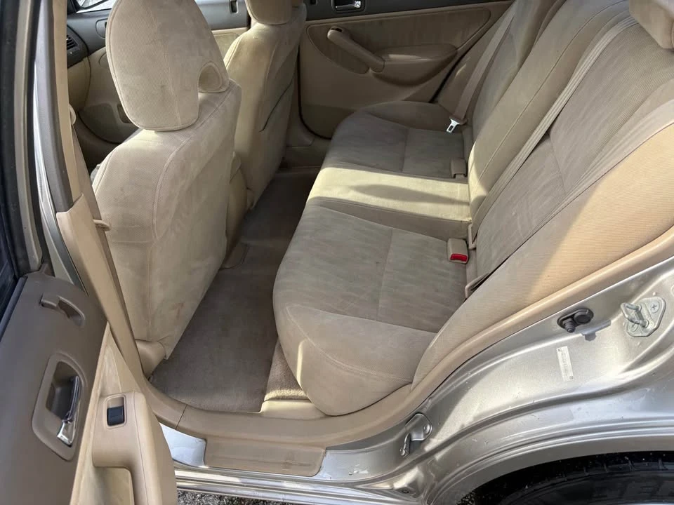 2003 Honda Civic 7th Gen - Image 9 of 15