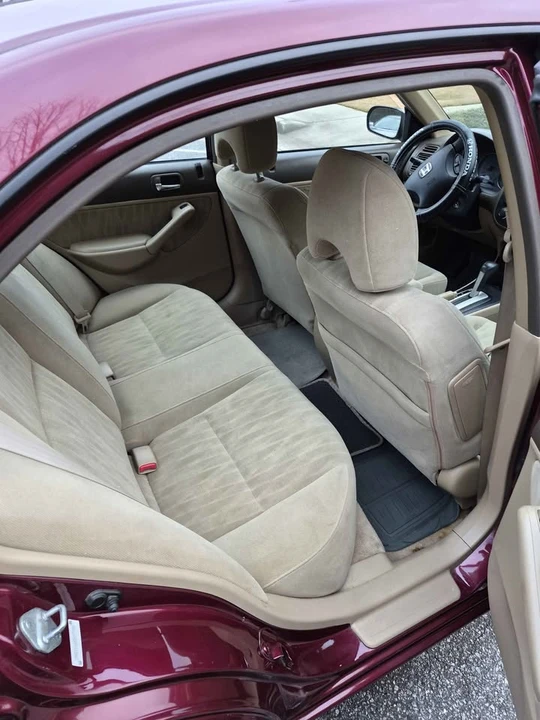 2003 Honda Civic 7th Gen - Image 8 of 9