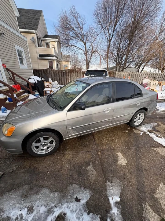 2003 Honda Civic 7th Gen - Image 3 of 15