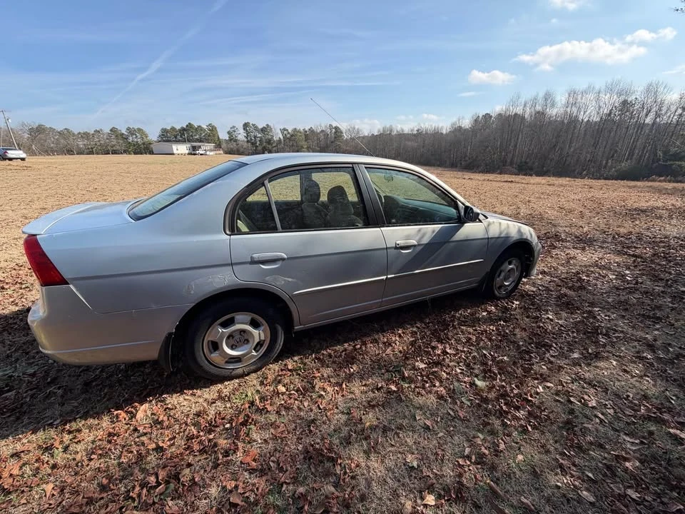2003 Honda Civic 7th Gen - Image 4 of 11