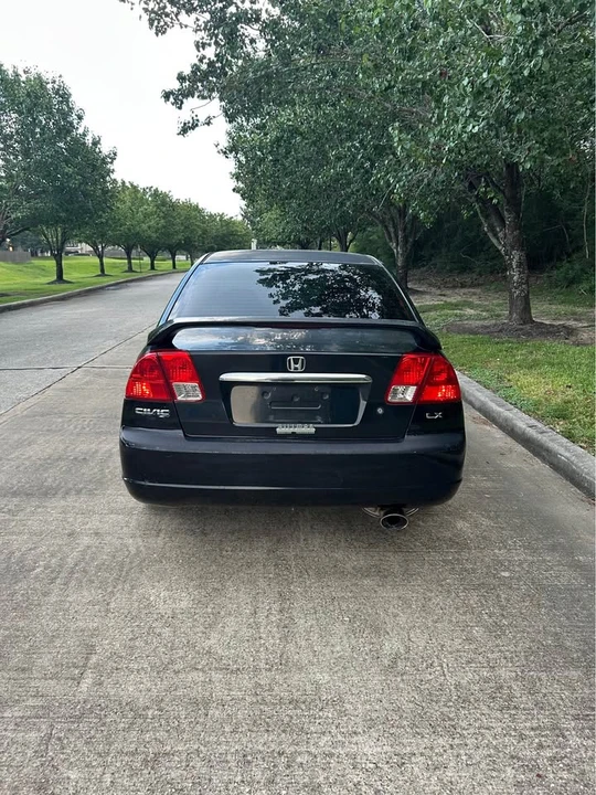 2003 Honda Civic 7th Gen - Image 4 of 11