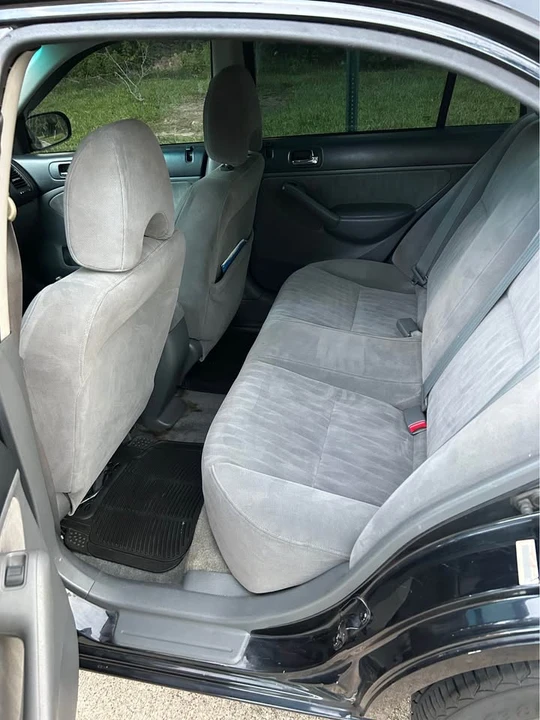 2003 Honda Civic 7th Gen - Image 6 of 11