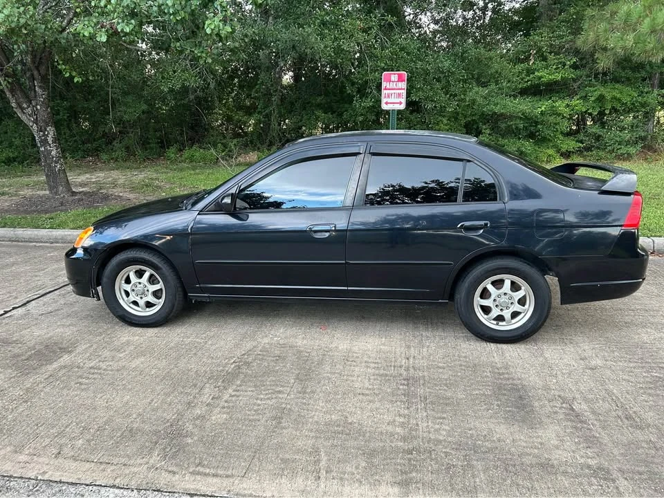 2003 Honda Civic 7th Gen - Image 5 of 11