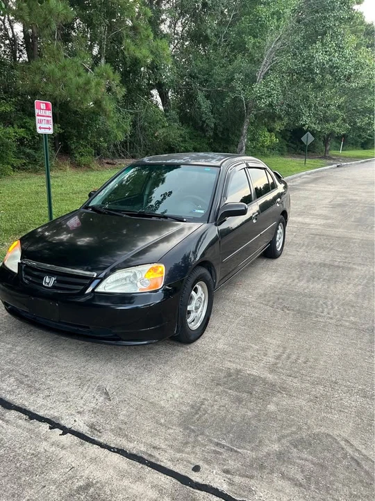 2003 Honda Civic 7th Gen - Image 2 of 11