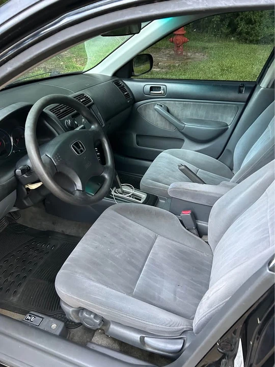 2003 Honda Civic 7th Gen - Image 7 of 11