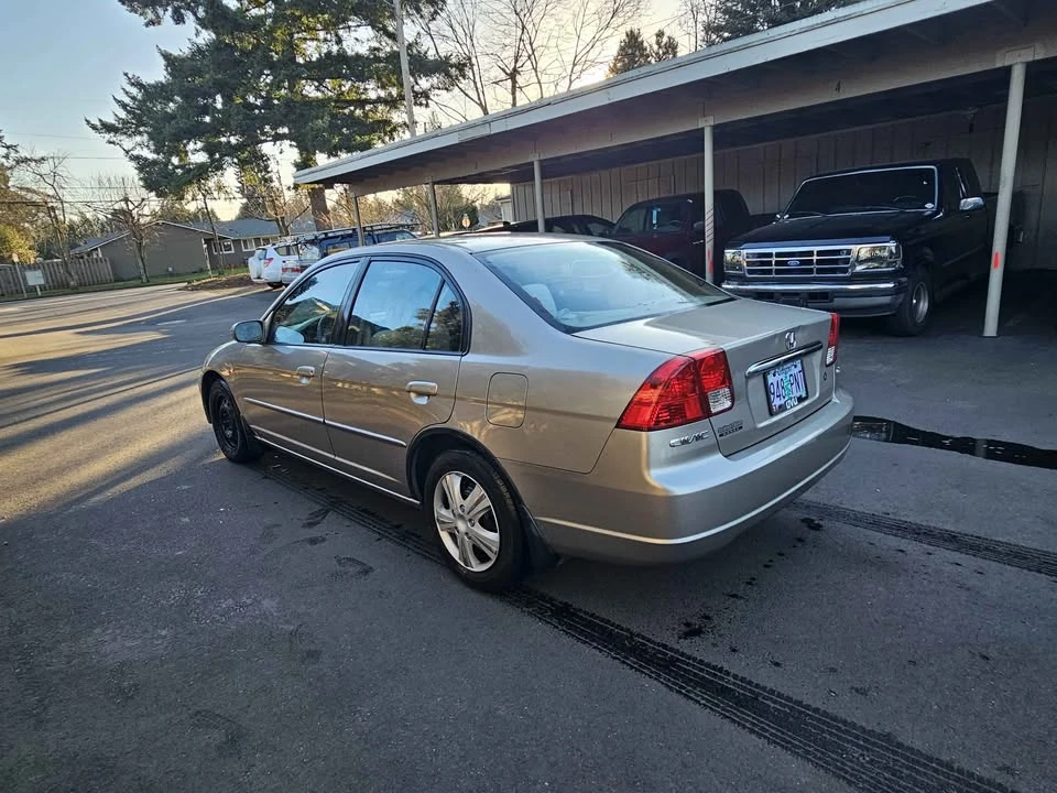 2003 Honda Civic 7th Gen - Image 3 of 8