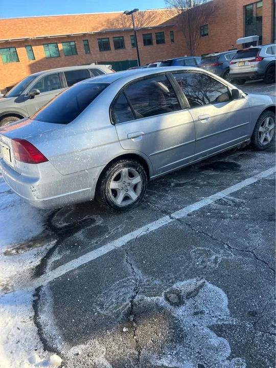 2003 Honda Civic 7th Gen - Image 2 of 6