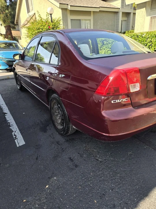 2003 Honda Civic 7th Gen - Image 4 of 12