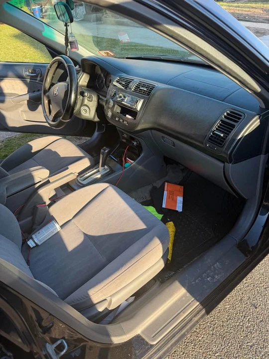 2003 Honda Civic 7th Gen - Image 10 of 10