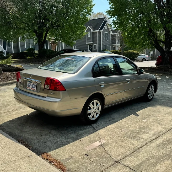 2003 Honda Civic 7th Gen - Image 3 of 19