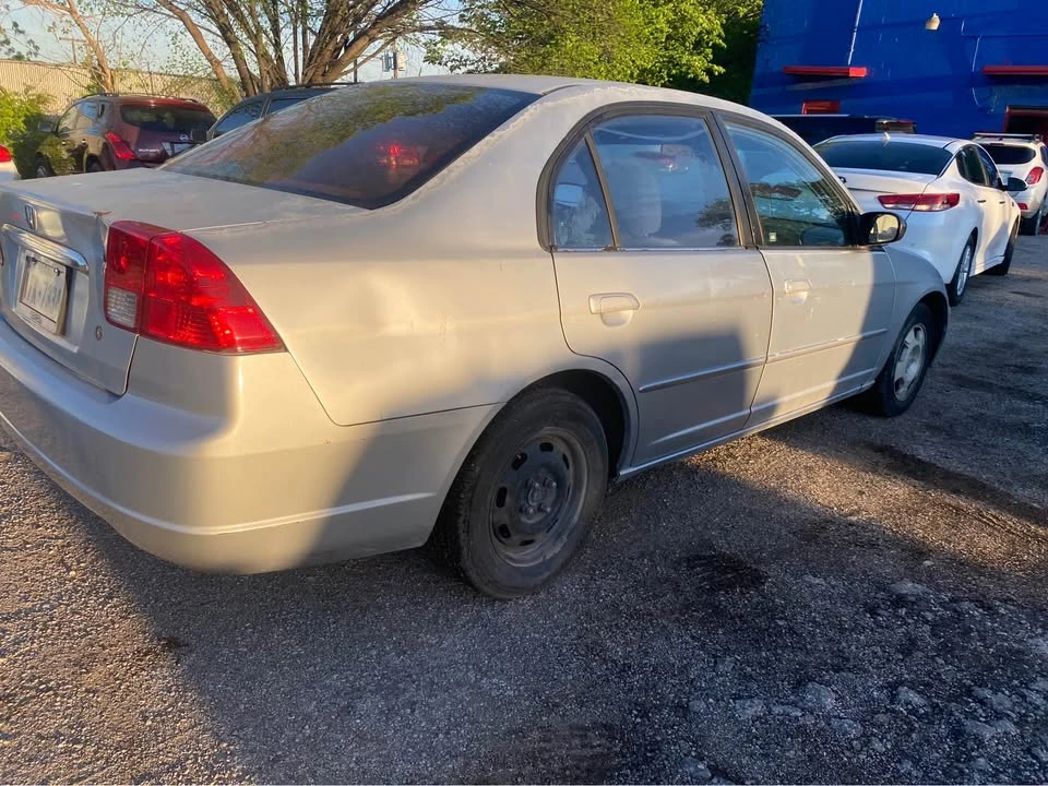 2003 Honda Civic 7th Gen - Image 6 of 15