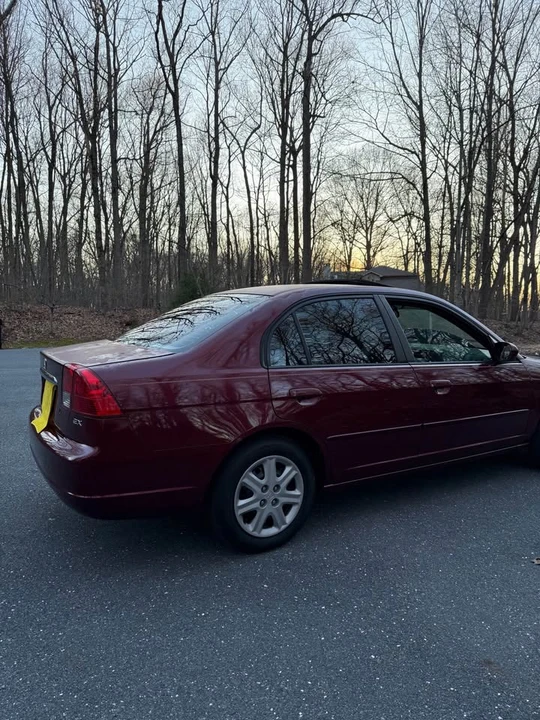 2003 Honda Civic 7th Gen - Image 4 of 11